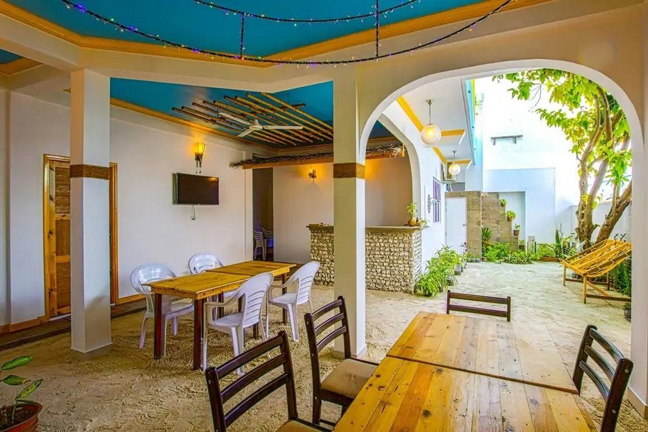 Handhuvaru Villa Boutique Hotel Maafushi Exteriör bild